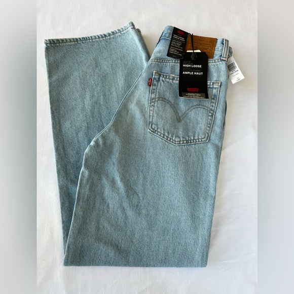 Levi’s High Loose Jeans - Picture 3 of 4